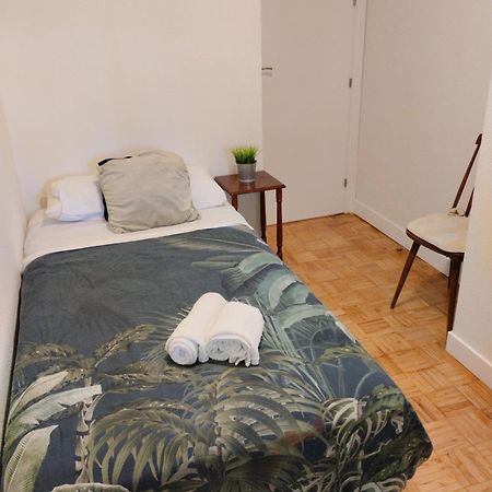 Habitacion Confort En Chamartin Madrid Ngoại thất bức ảnh