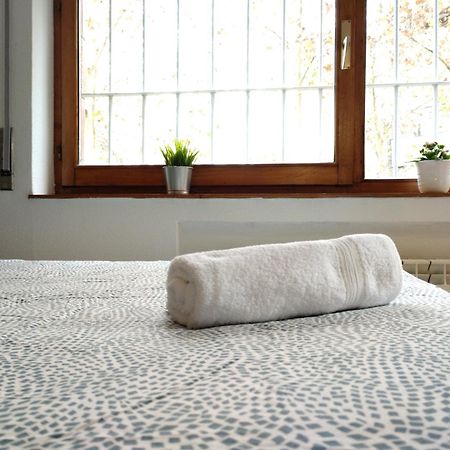Habitacion Confort En Chamartin Madrid Ngoại thất bức ảnh